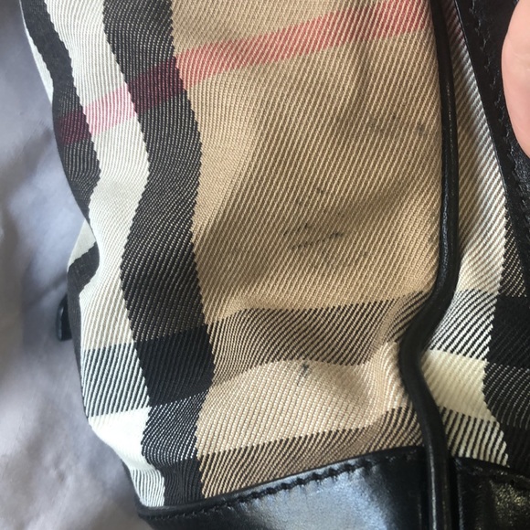 ❤️❤️HP ✨ VINTAGE BURBERRY canvas and leather bag - Picture 4 of 15
